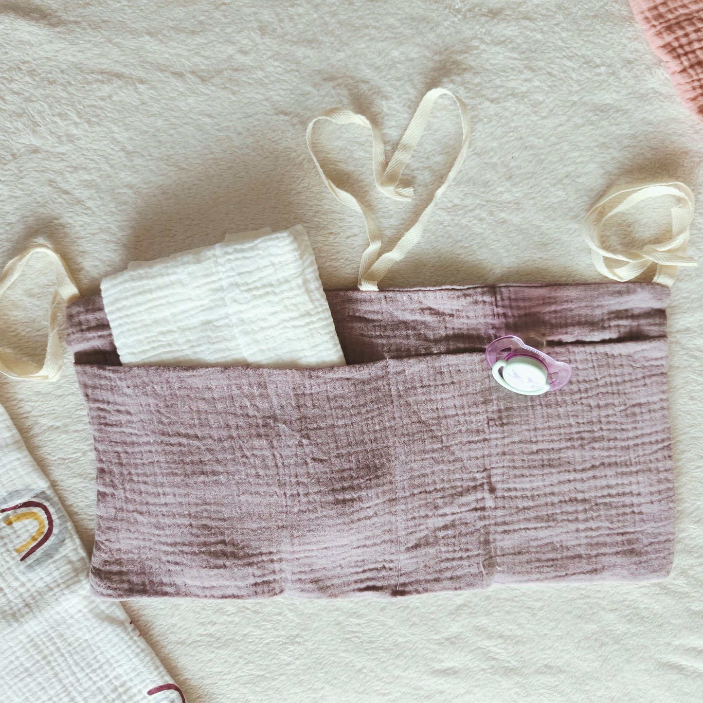 Muslin Crib Organizer